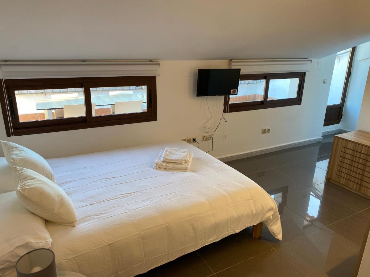Apartamentos Fuente Arriba Poyales Del Hoyo Εξωτερικό φωτογραφία